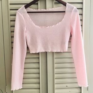 🤍Pink crop top🤍